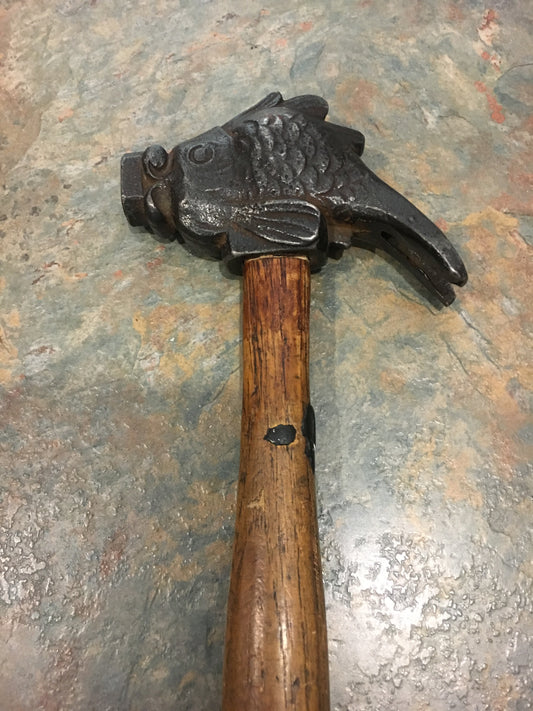 FISH HEAD HAMMER