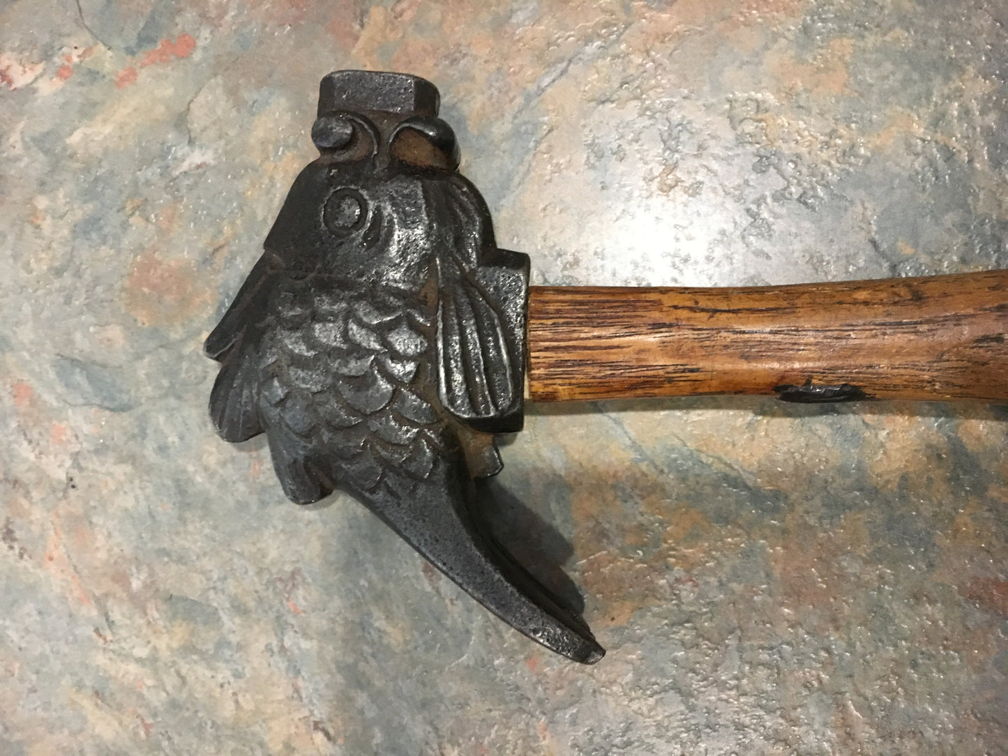 FISH HEAD HAMMER