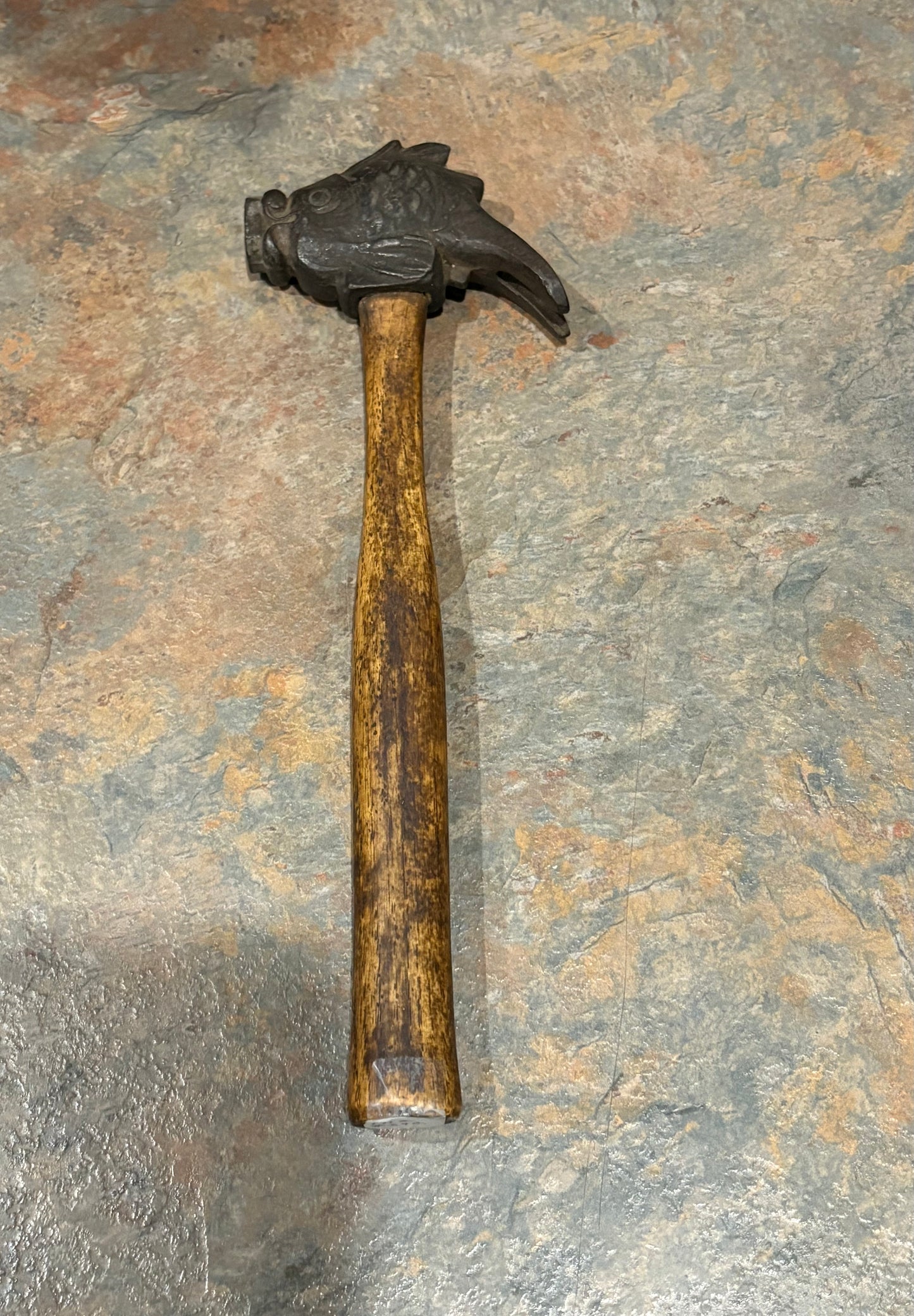 SPECTACULAR FISH HEAD HAMMER