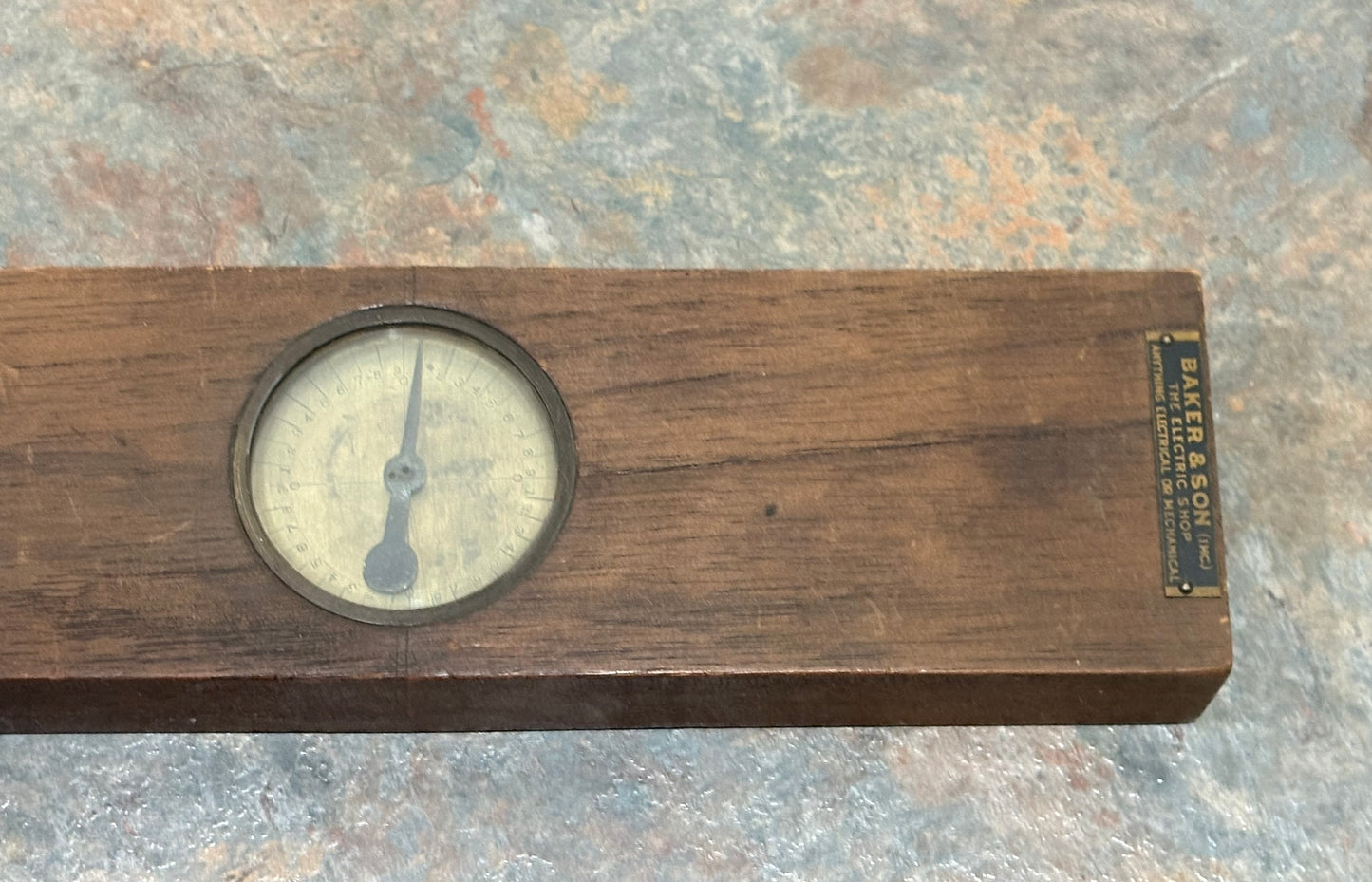 UNIQUE 12" INCLINOMETER LEVEL, POSSIBLY OAK WITH METAL TAG " BAKER & SON "