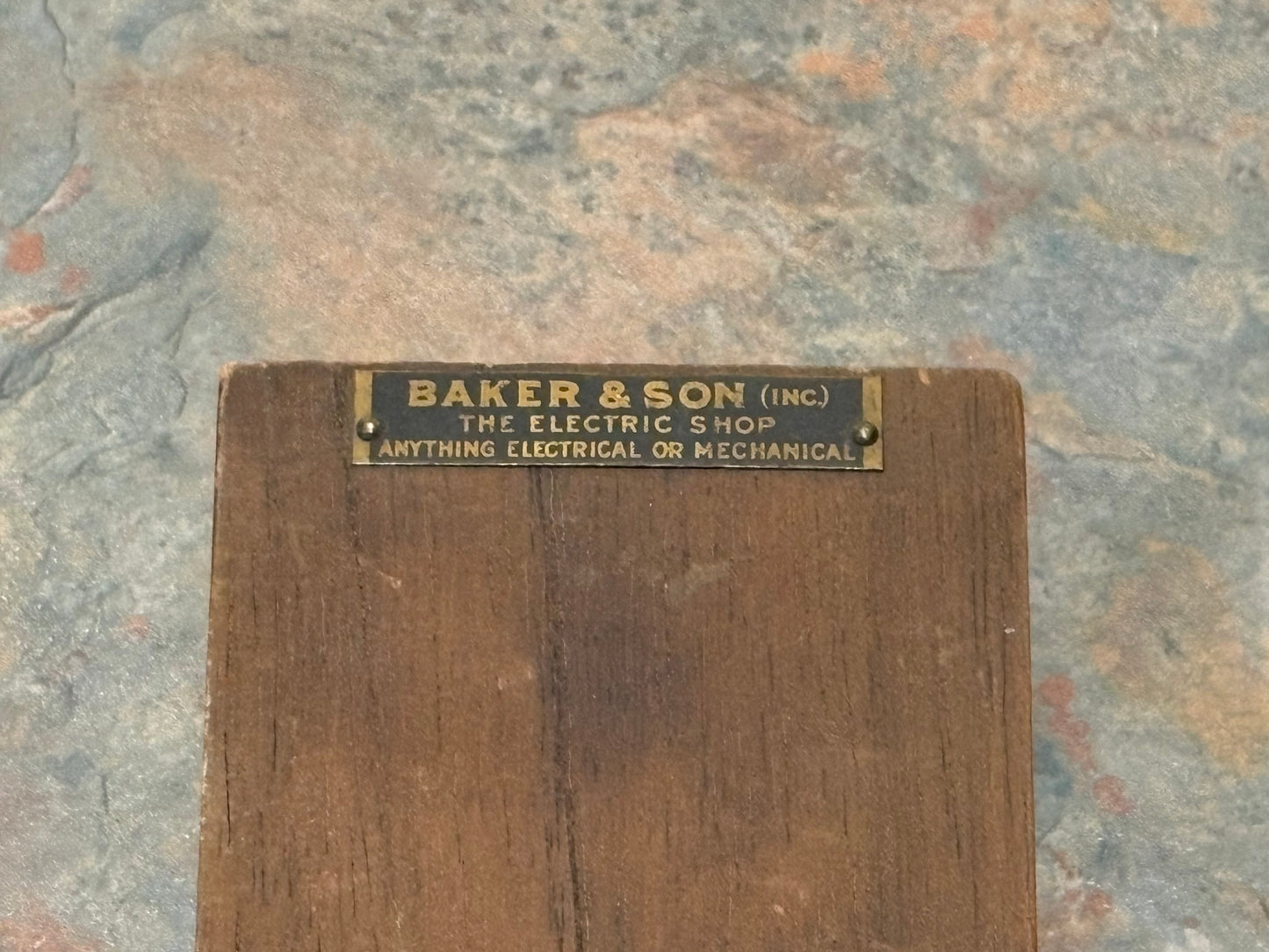 UNIQUE 12" INCLINOMETER LEVEL, POSSIBLY OAK WITH METAL TAG " BAKER & SON "