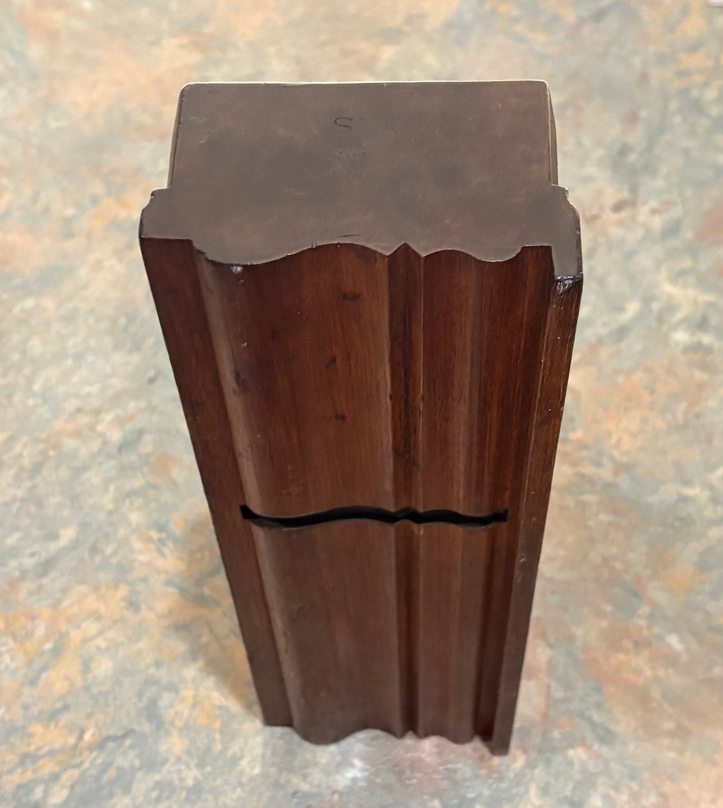 ASTOUNDING 4" WIDE BIRCH CROWN MOULDING PLANE W/ OFFSET TOTE, 18TH CA, STAMPED " MS "