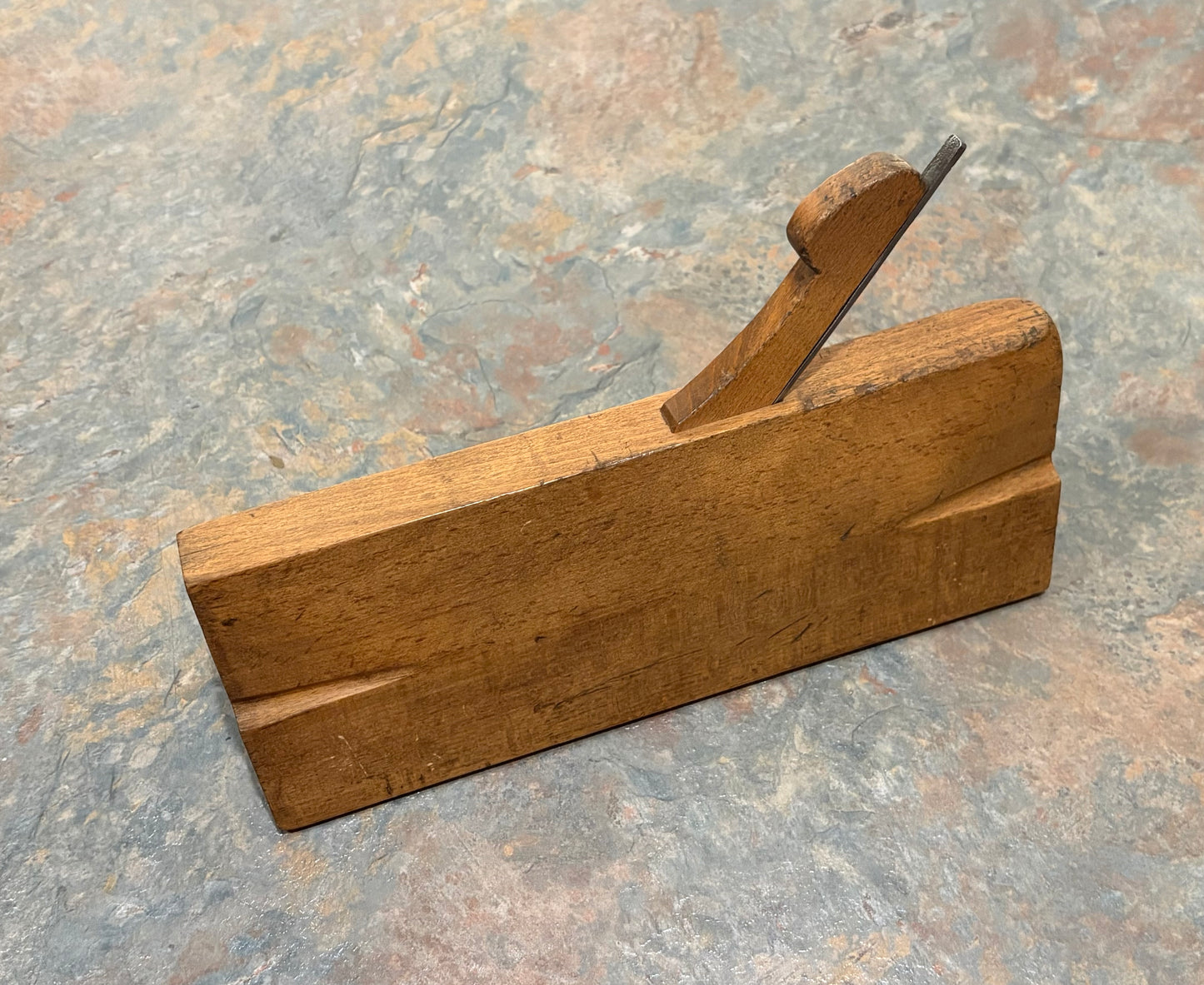 UBER RARE S HUGHES 2 3/8" WIDE TRIPLE BOXED COMPLEX MOULDING PLANE, CA 1790-1810