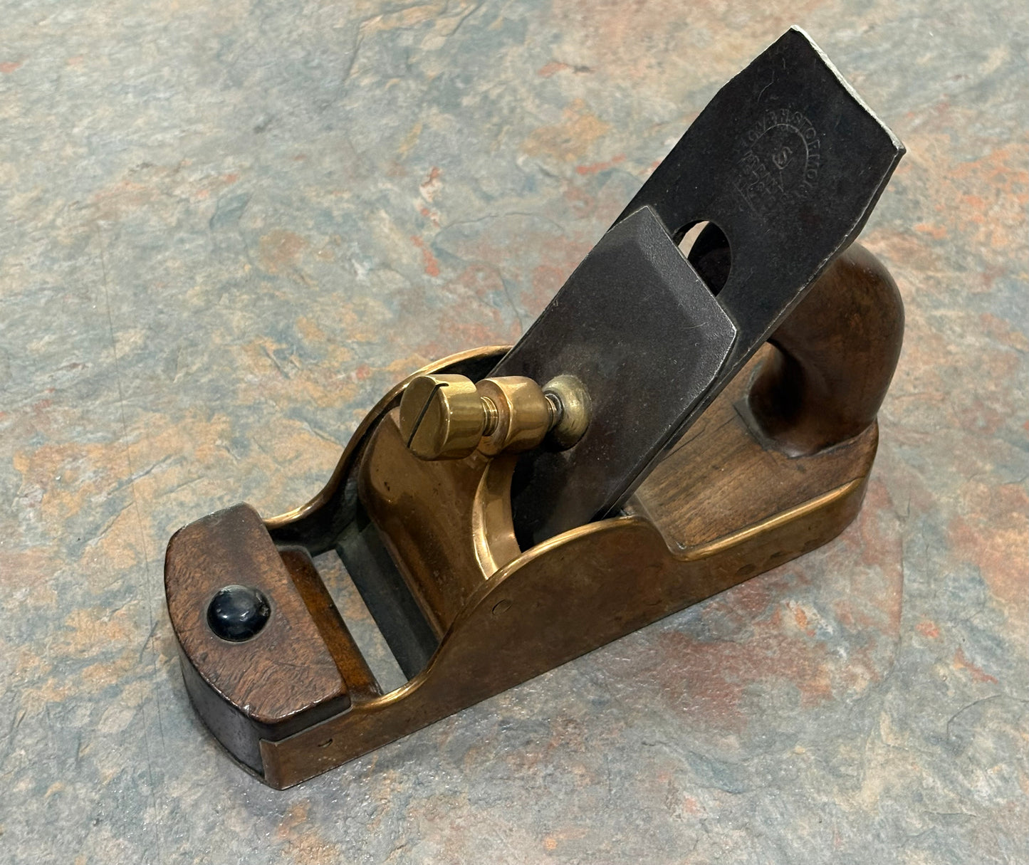 ANTIQUE 8" GUNMETAL INFILL SMOOTH PLANE, MAHOGANY INFILL ?, ALMOST 4 LBS !!