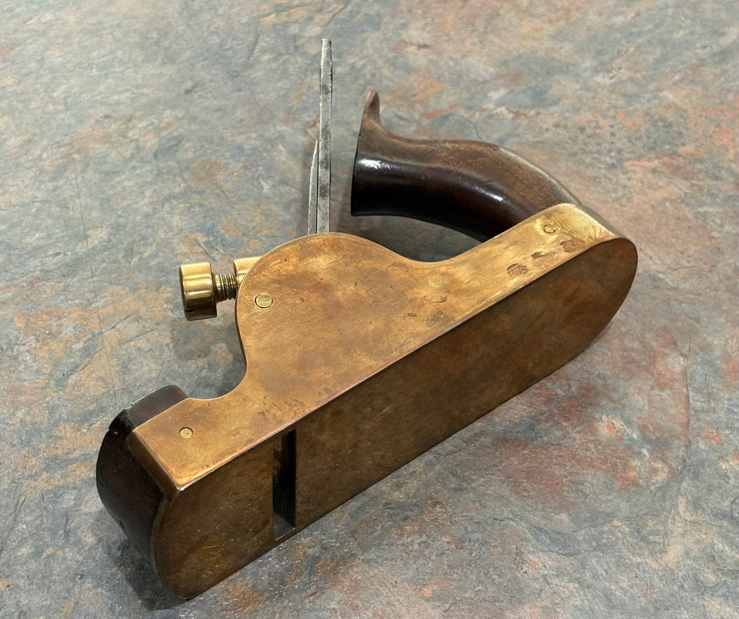 ANTIQUE 8" GUNMETAL INFILL SMOOTH PLANE, MAHOGANY INFILL ?, ALMOST 4 LBS !!