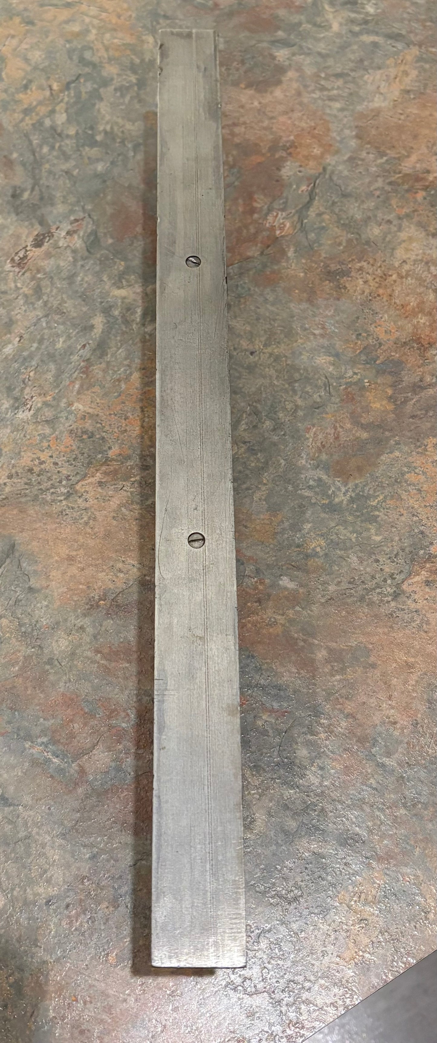 ANTIQUE DAVIS & COOK 18" PRETZEL LEVEL, VIALS WET, NO BROKEN CORNERS, EXCELLENT!!