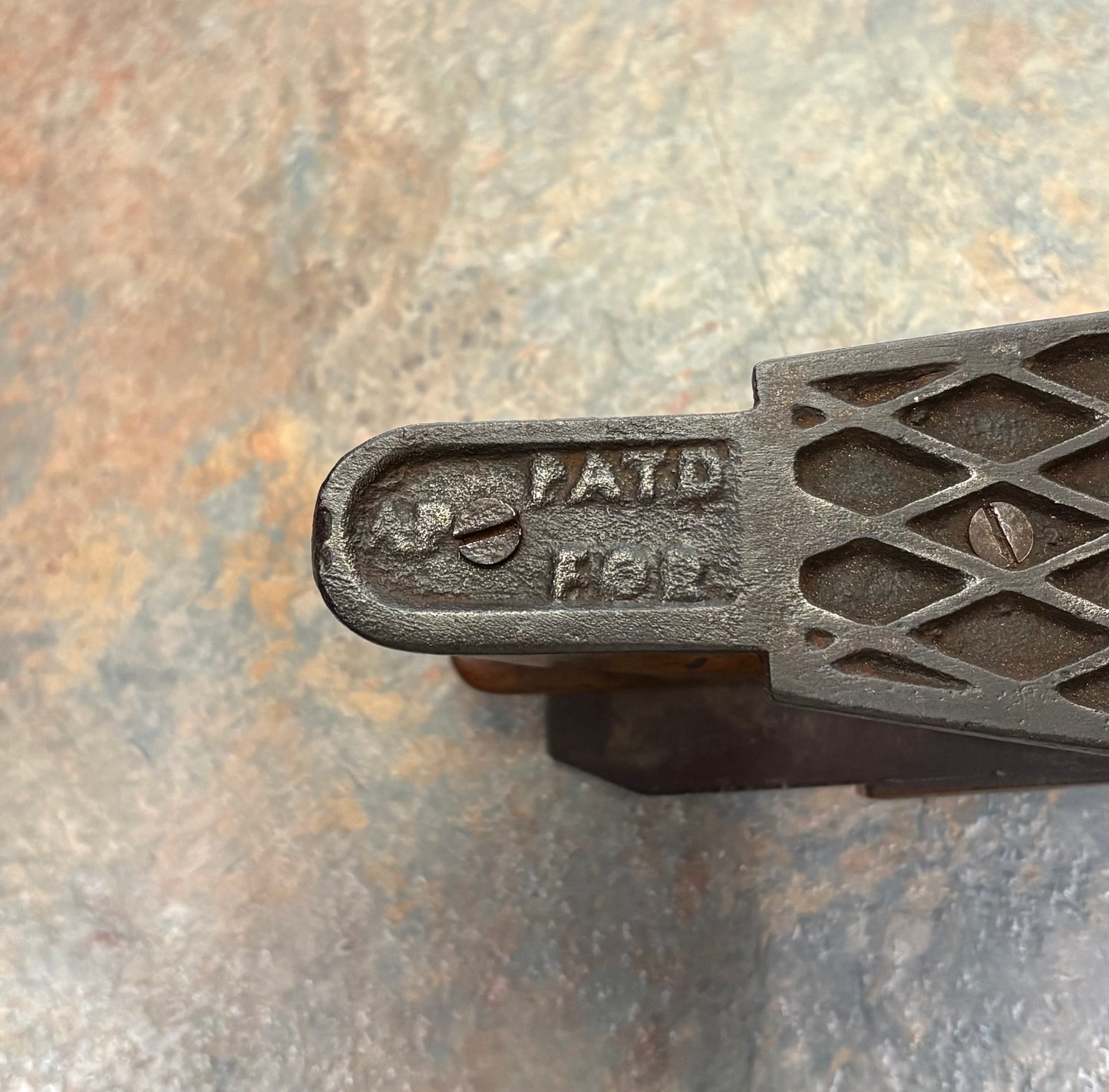 SANDUSKY MORRIS PATENT WAFFLE BOTTOM SMOOTH PLANE, PATENTED, EXCELLENT