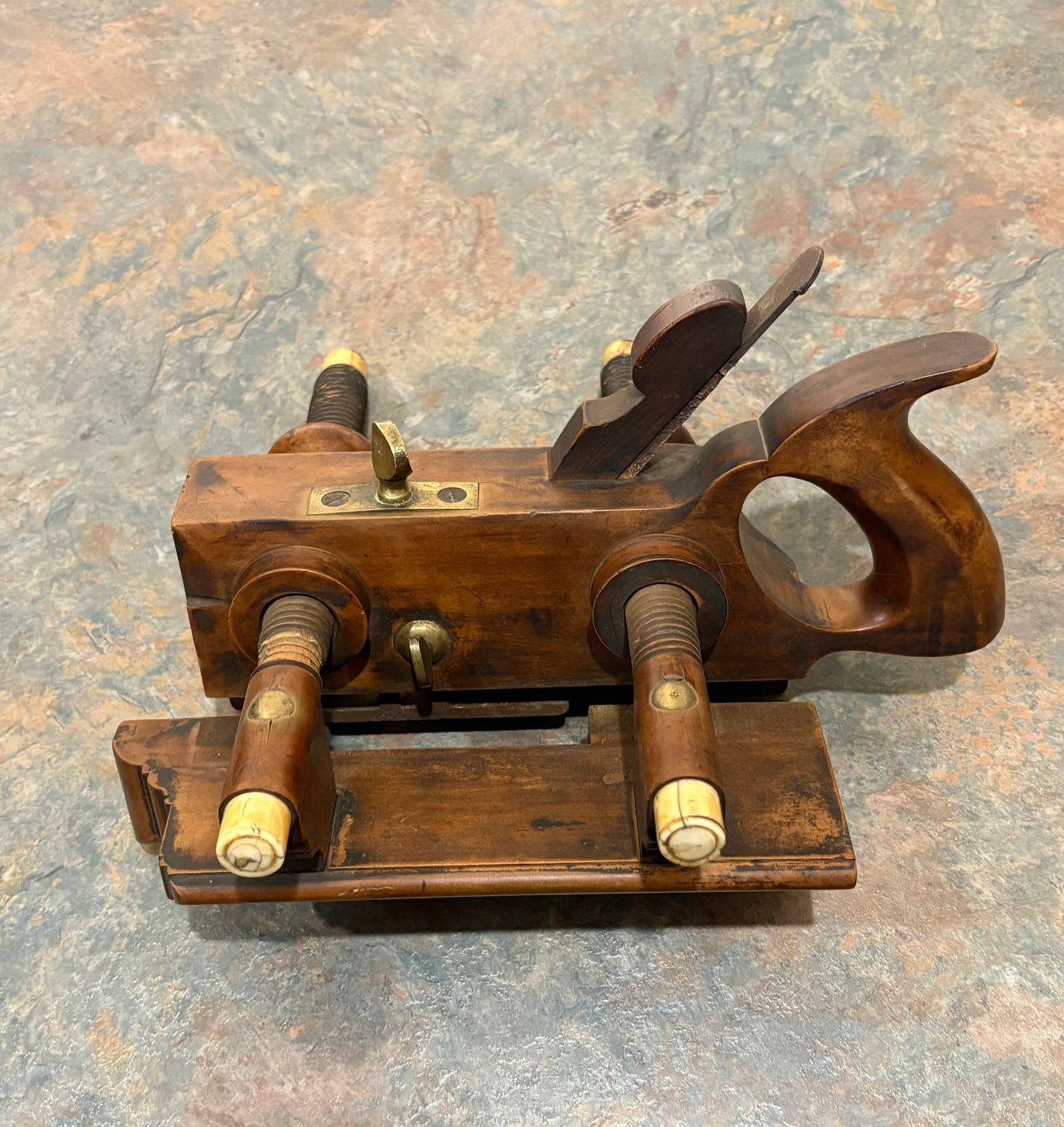 ANTIQUE OHIO TOOL CO. #105 SOLID BOXWOOD HANDLED PLOW PLANE IVORY TIPPED