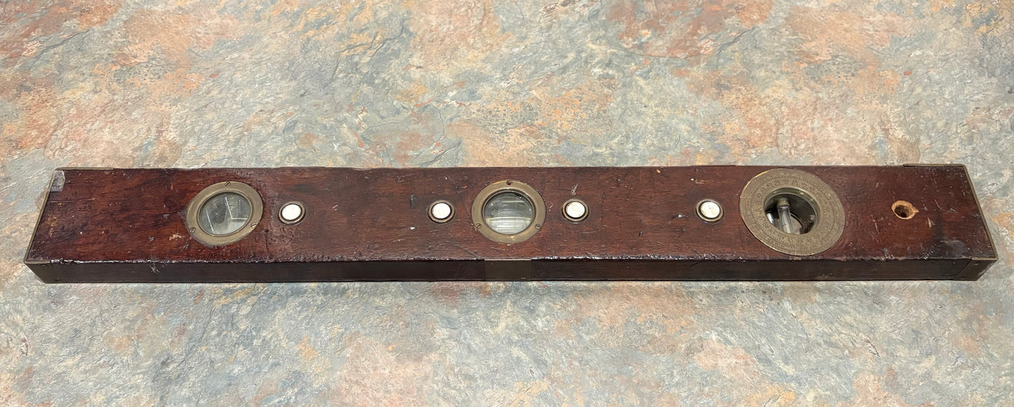 ANTIQUE UNIVERSAL LEVEL & TOOL CO., FRANK INCLINOMETER, PAT. AUG. 27, 1912, LIGHTED LEVEL