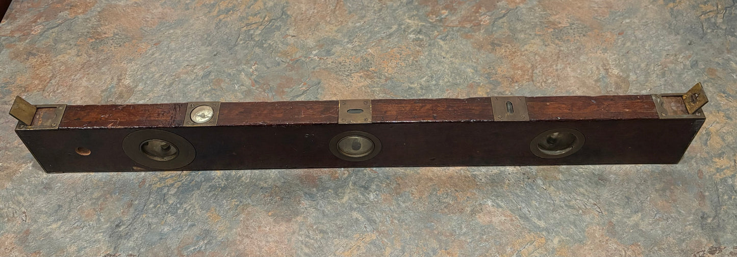ANTIQUE UNIVERSAL LEVEL & TOOL CO., FRANK INCLINOMETER, PAT. AUG. 27, 1912, LIGHTED LEVEL