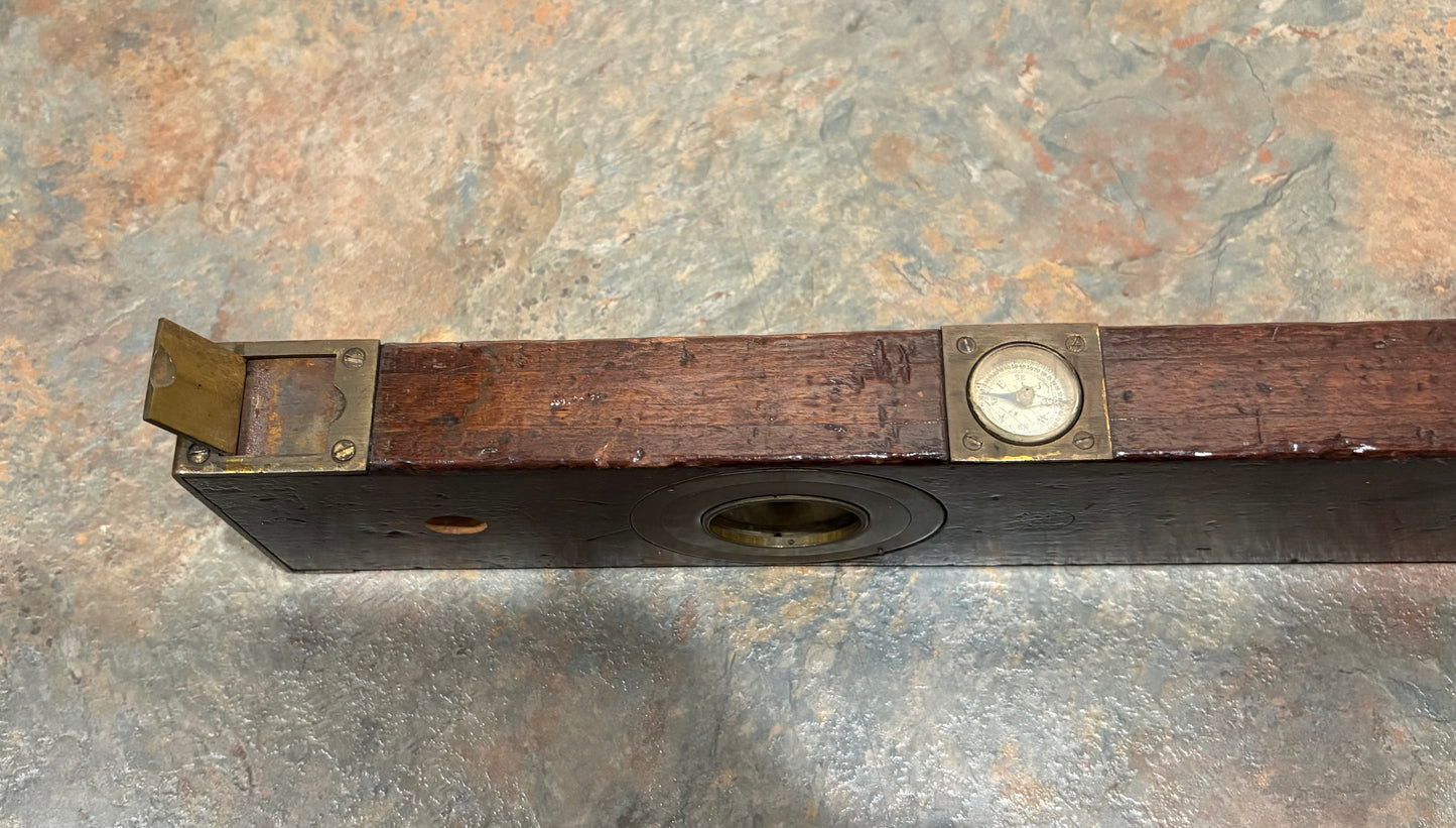 ANTIQUE UNIVERSAL LEVEL & TOOL CO., FRANK INCLINOMETER, PAT. AUG. 27, 1912, LIGHTED LEVEL