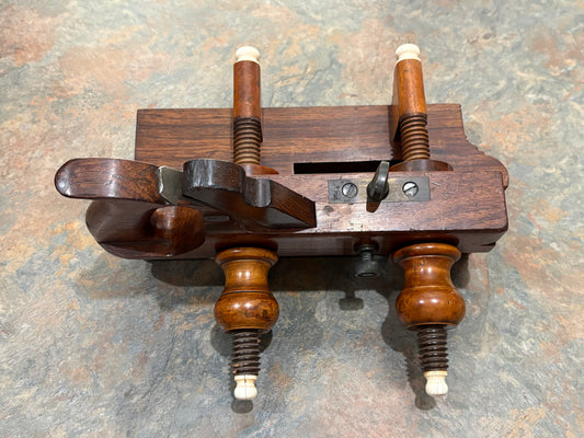 ANTIQUE D.R. BARTON SOLID ROSEWOOD IVORY TIP HANDLED PLOW PLANE WITH SET OF BLADES