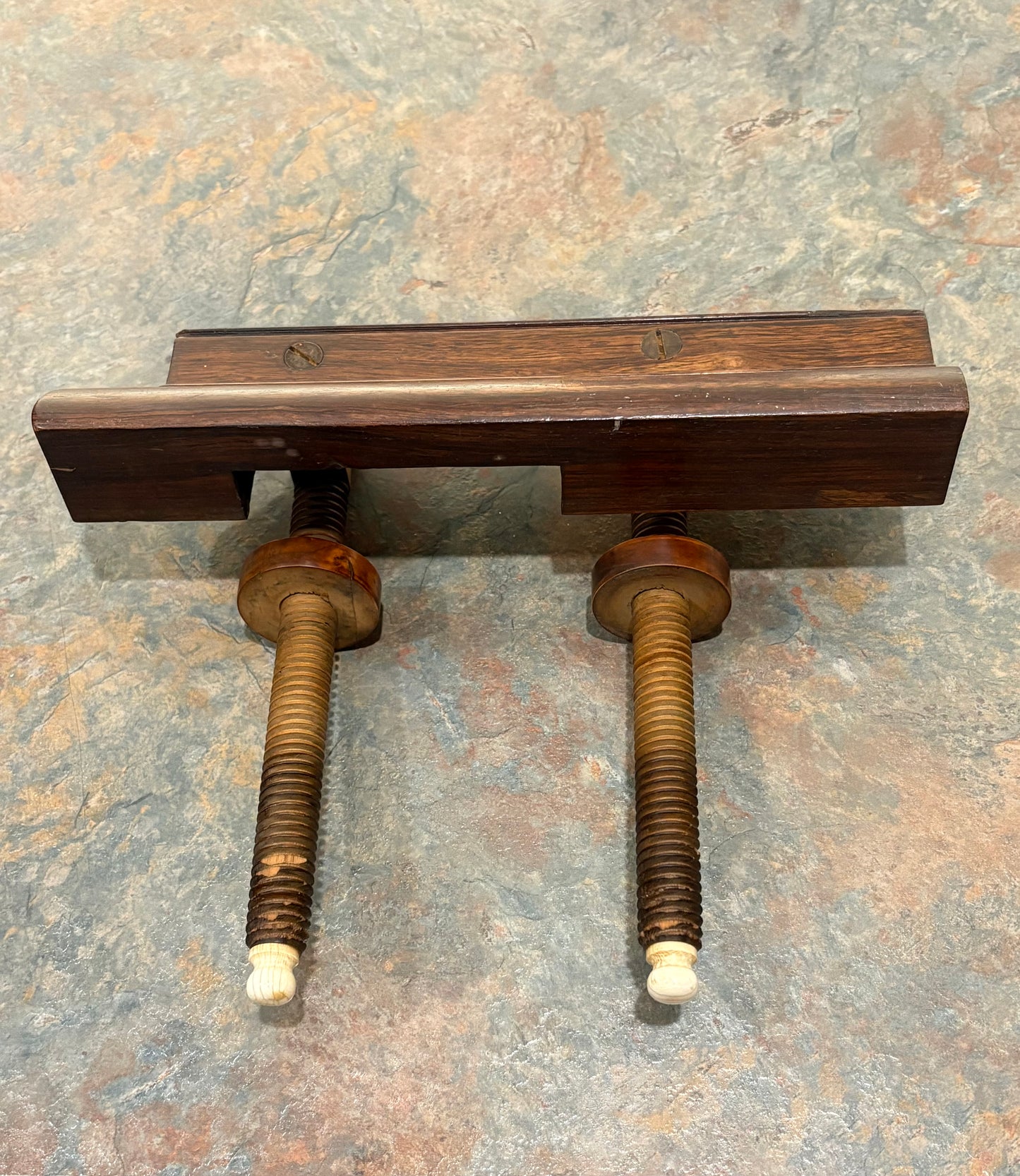 ANTIQUE D.R. BARTON SOLID ROSEWOOD IVORY TIP HANDLED PLOW PLANE WITH SET OF BLADES