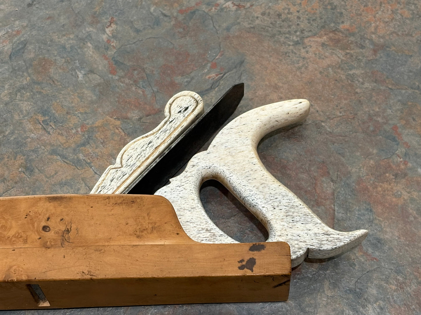 SPECTACULAR ANTIQUE BOXWOOD & WHALEBONE SMOOTH PLANE, 1 OF A KIND, L@@K!!!