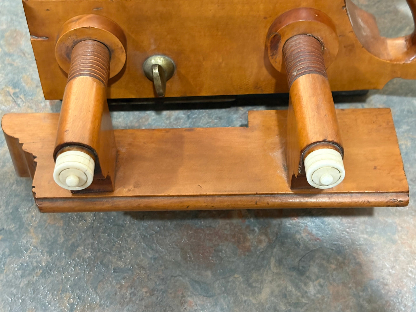 CASEY & CO., WARDWELL & CO. SOLID BOXWOOD IVORY TIPPED PLOW PLANE, STUNNING !!