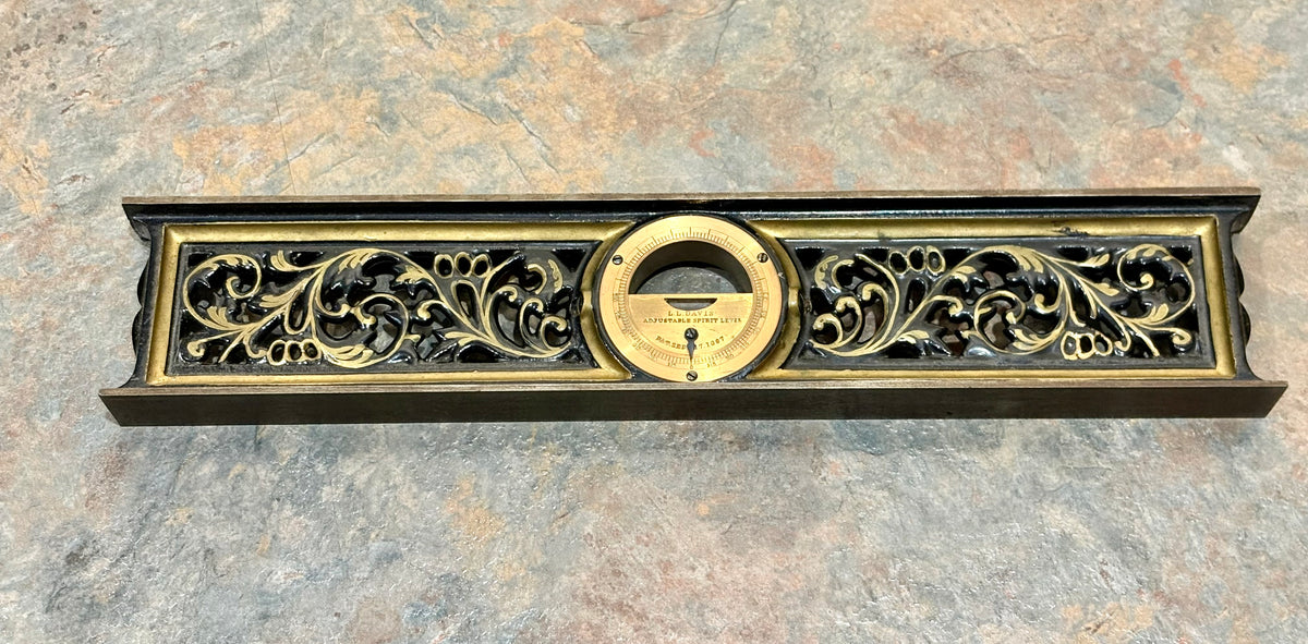 L.L. DAVIS 12" INCLINOMETER LEVEL " MINT " IOB WITH LABEL !! WITH FULL GOLD HIGHLIGHTS !!!