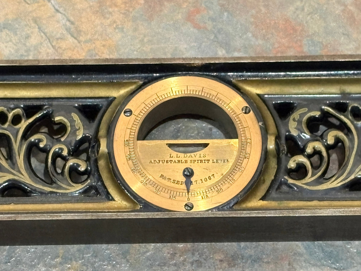 L.L. DAVIS 12" INCLINOMETER LEVEL " MINT " IOB WITH LABEL !! WITH FULL GOLD HIGHLIGHTS !!!