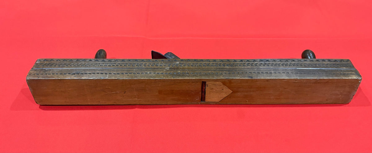ANTIQUE LARGE 29" X 3" DATED 1816 CHIP CARVED EUROPEAN FORE PLANE