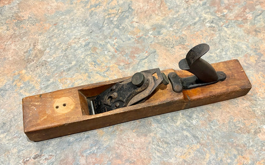 ANTIQUE W.F. ARNOLD CARPENTERS PLANE, RATED R1- LESS THAN 5 EXAMPLES KNOWN !!!