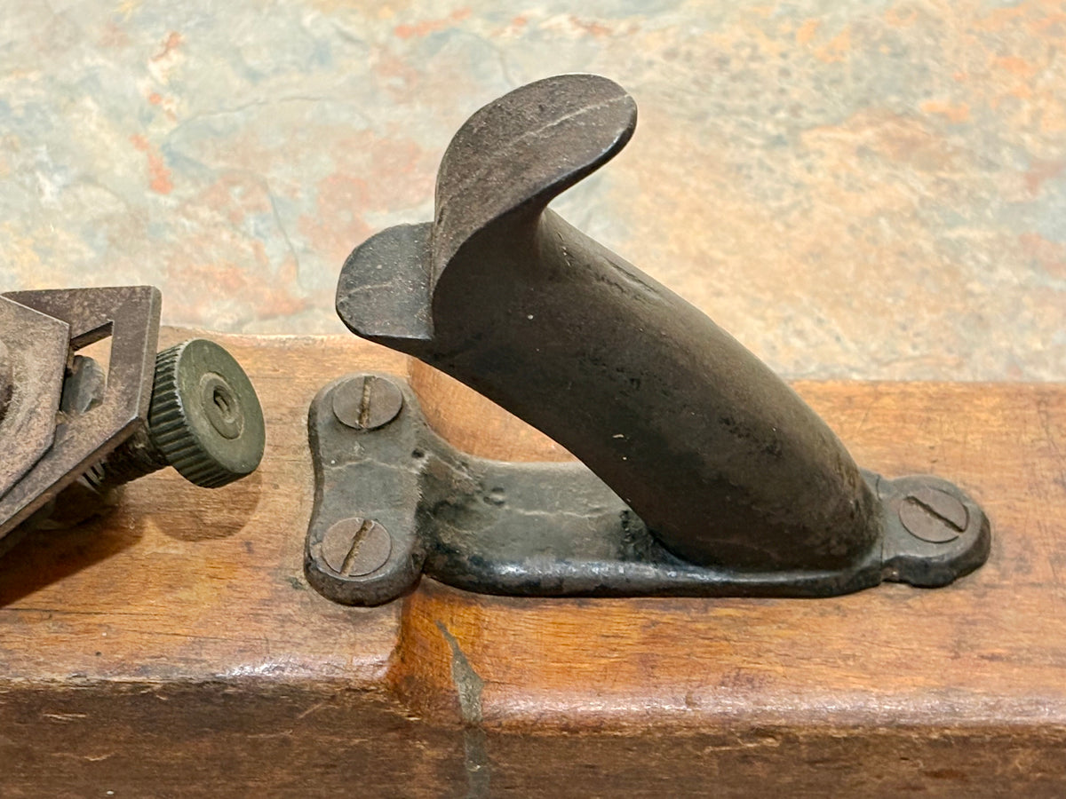 ANTIQUE W.F. ARNOLD CARPENTERS PLANE, RATED R1- LESS THAN 5 EXAMPLES KNOWN !!!